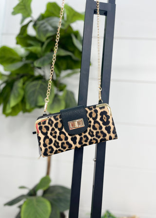 Amy Leo Print Wallet Crossbody