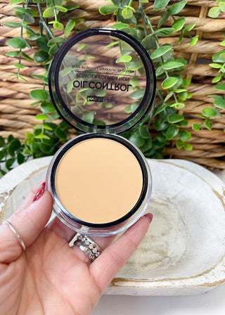 Beauty Treats Oil Control Powder Foundation