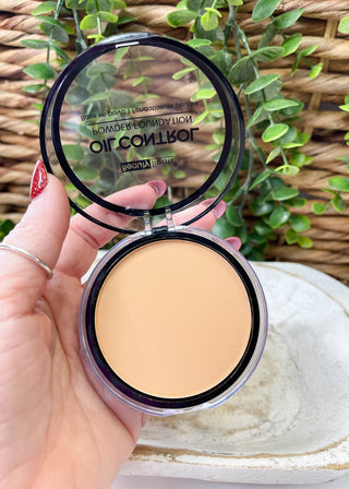 Beauty Treats Oil Control Powder Foundation