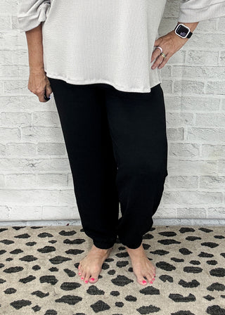 Black QuickDry Relaxed Jogger Pants