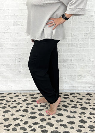 Black QuickDry Relaxed Jogger Pants