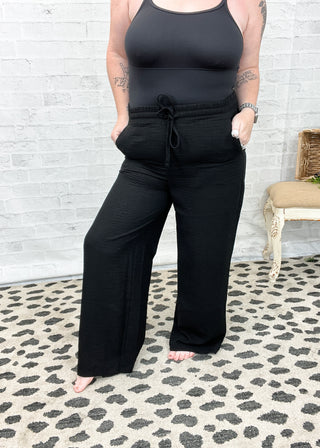 Black Woven Crepe Elastic Band Pants