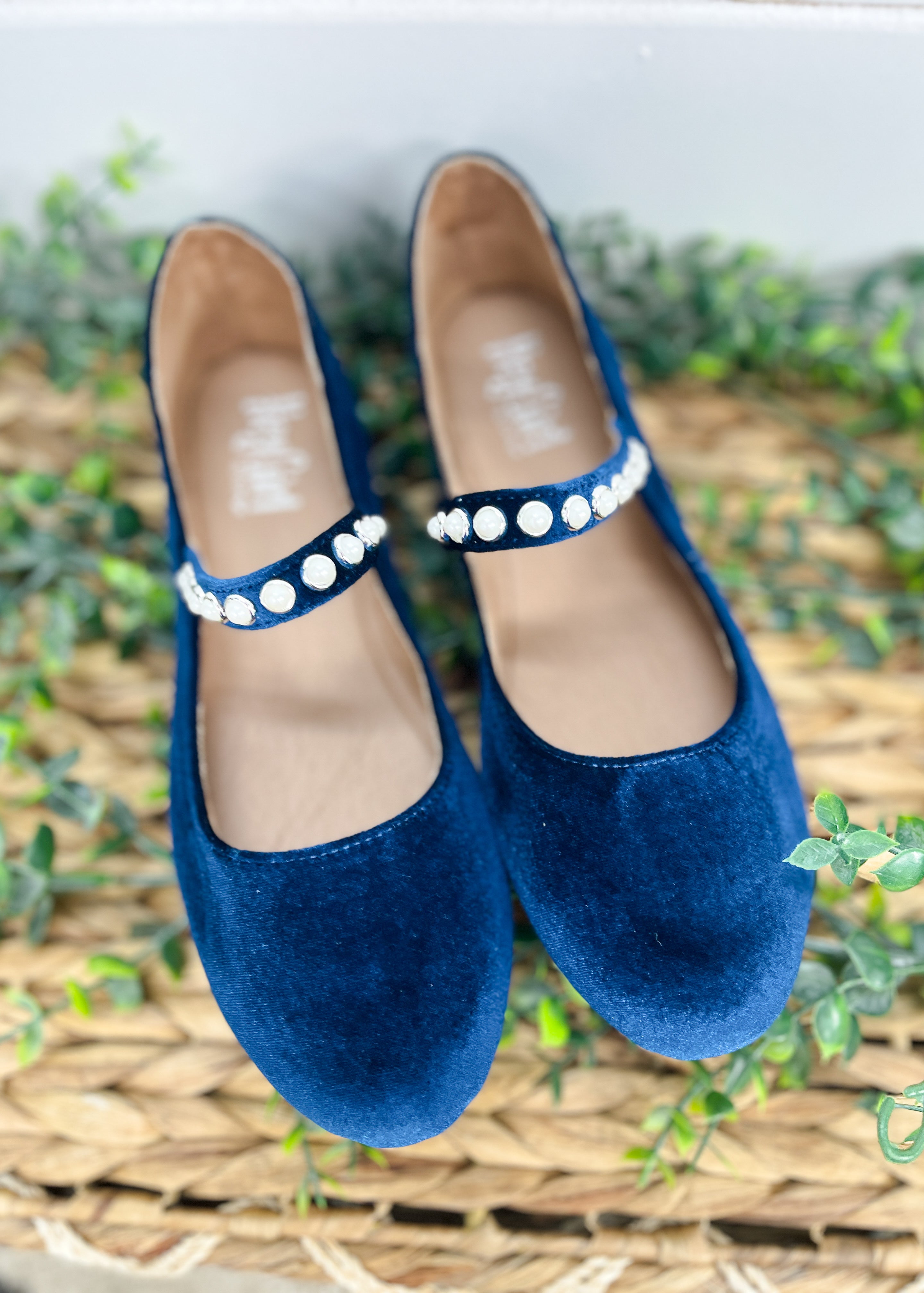 Teal blue flats outlet