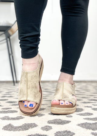 Corkys Ready Or Not Wedge - Gold Metallic