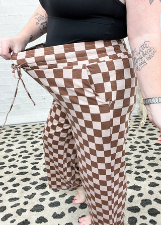 Brown Checkered Elastic Waist Casual Pants