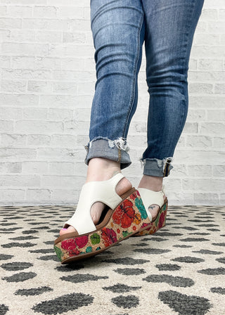 Corkys Freddie Wedge – White