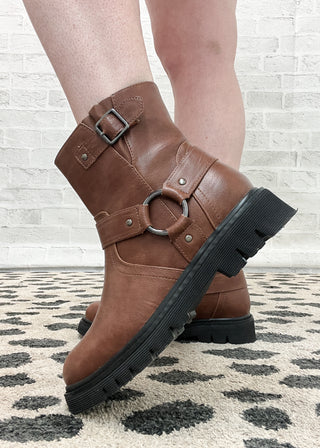 Corkys Pick Of The Patch Bootie - Tobacco