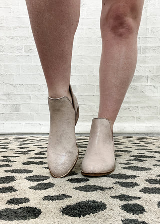 Corkys Vanish Bootie - Cream Crackle