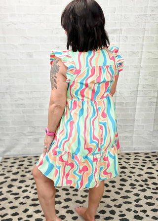 Green Abstract Print Tiered Flutter Sleeve Dress