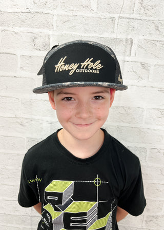 Honey Hole Heritage Flat Bill Hat – Deer Skulls
