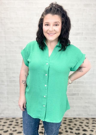 Kelly Green Button Down Collared Top | S-3X