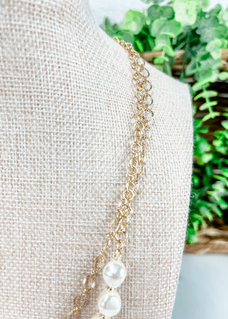Pearl 2-Layered Metal Chain Necklace