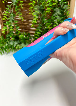 Sipzey Skinny Can Handle