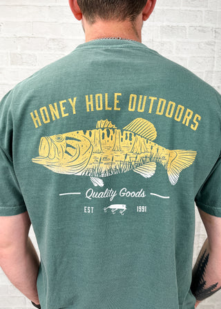 Swamp Bass Honey Hole Pocket Tee