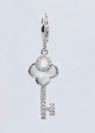 TJ-390 Twinkle Key Silver Charm