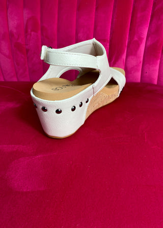 Corkys Carley Wedge - Cream